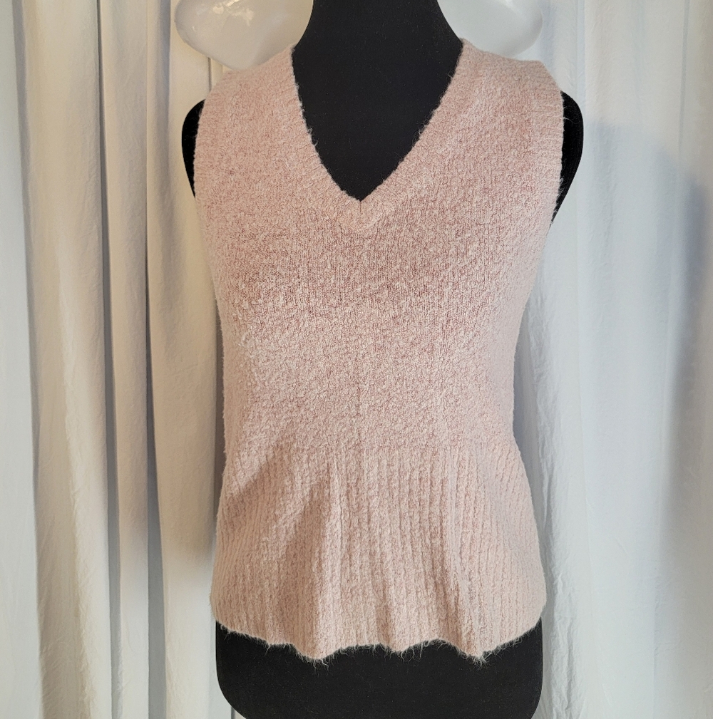 Vintage Y2K Women's Pink Sweater Vest